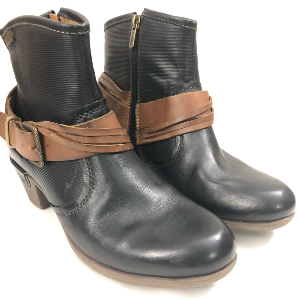 PIKOLINOS l Sz 38 l Harness Style Black Leather Ankle Boots